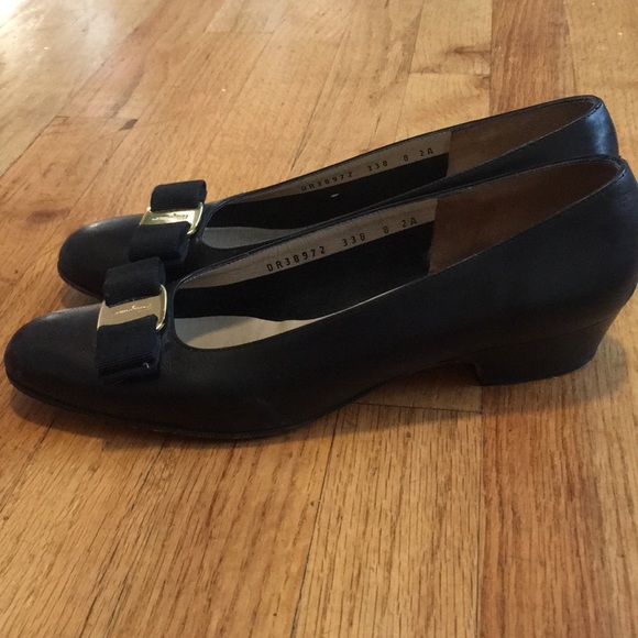 Ferragamo black shoes - Picture 3 of 7